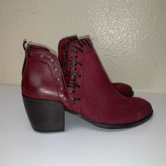 OTBT Santa Fe Leather Studded Textured Ankle Western Boots - Picture 5 of 16
